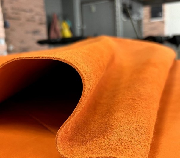 Краст X1  (Оранжевый) 1.2-1.6 мм, без финиша, средний размер 180-200 дм²